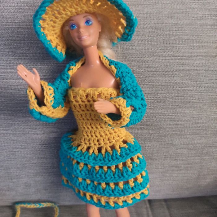 Vêtements pour Barbie 3 € - photo numéro 6