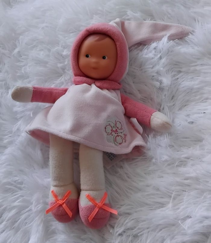 Doudou poupée chiffon robe rose - fleurs de coton - Corolle