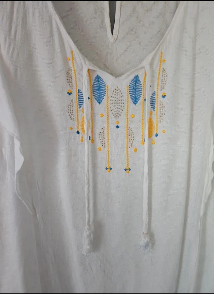 Blouse blanche imprimée plumes bleu et jaune- taille 42 - photo numéro 2