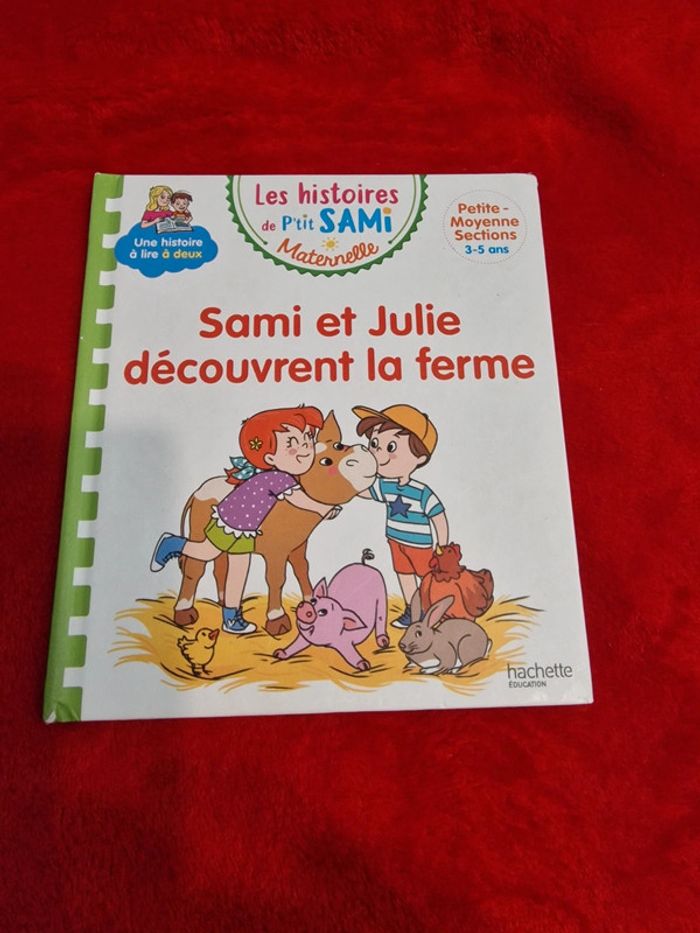 Livre les histoires de p'tit sami, sami et Julie découvrent la ferme