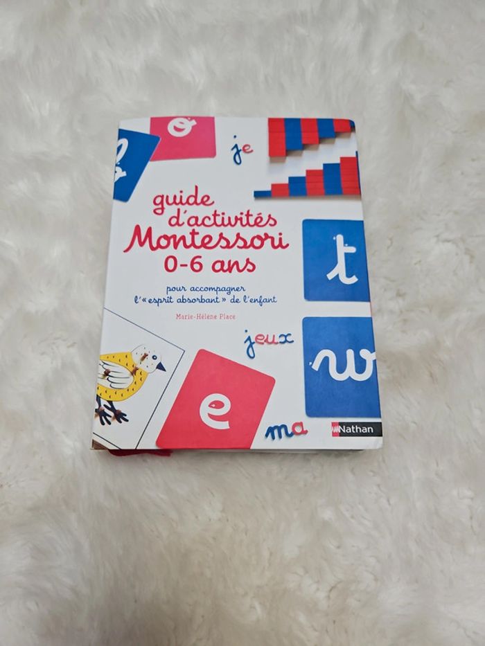 Livre guide montessori