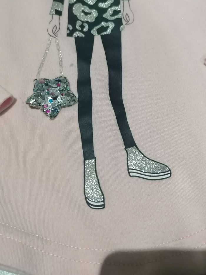 Sweat manches longues T 8 ans 👧🏻 - photo numéro 3