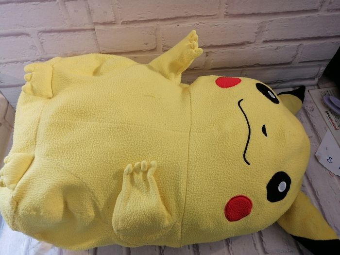 Grande et grosse peluche Pokémon - photo numéro 5