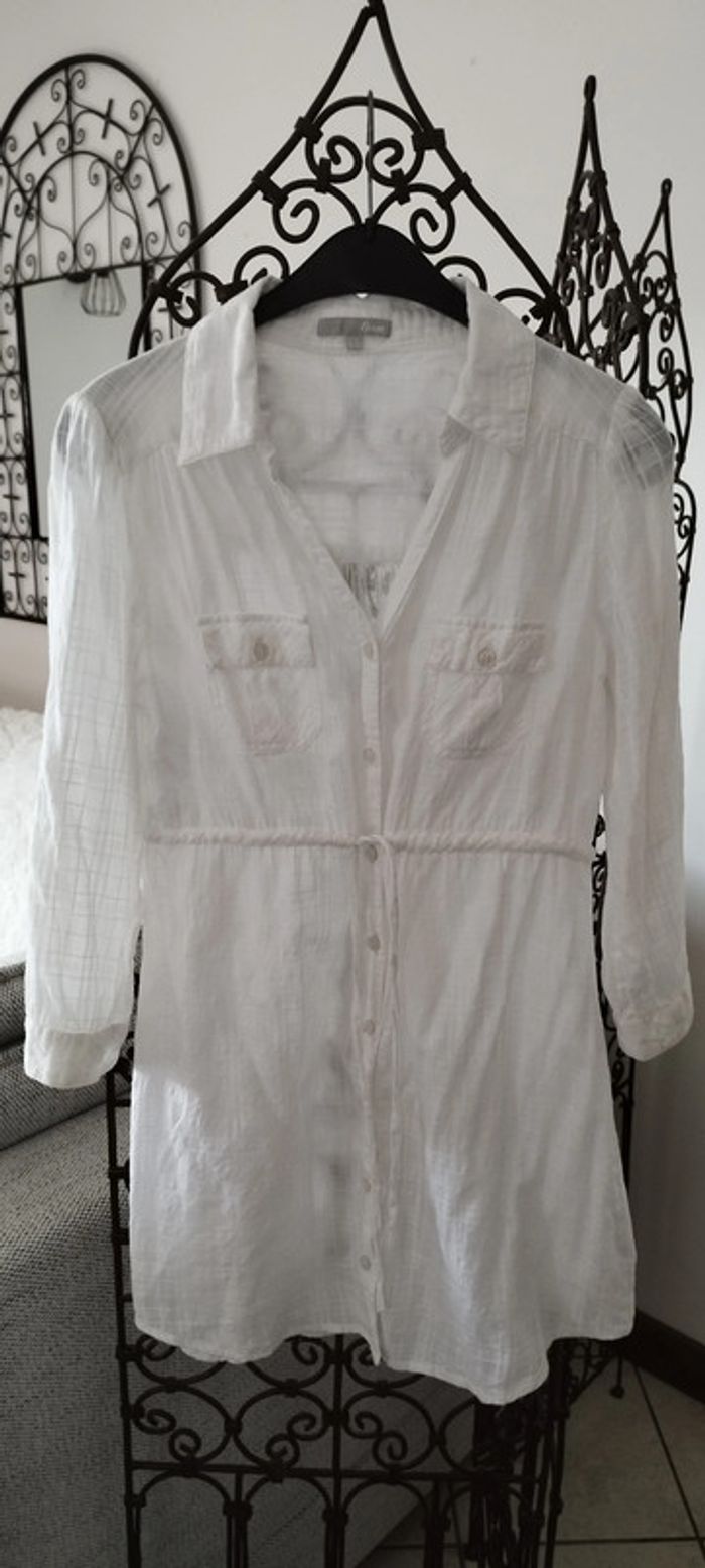 Chemise, tunique manches longues ou 3/4. Etam très bon état. Taille 2