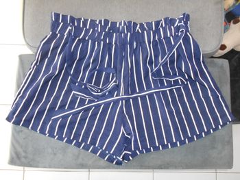 Short, taille: 3XL (46)