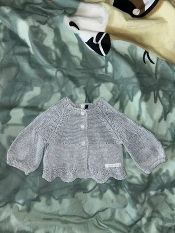 Gilet gris pailleté