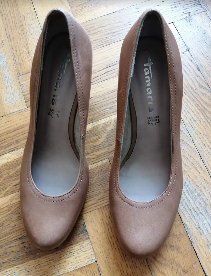 Escarpins cuir Tamaris en excellent état - taille 38
