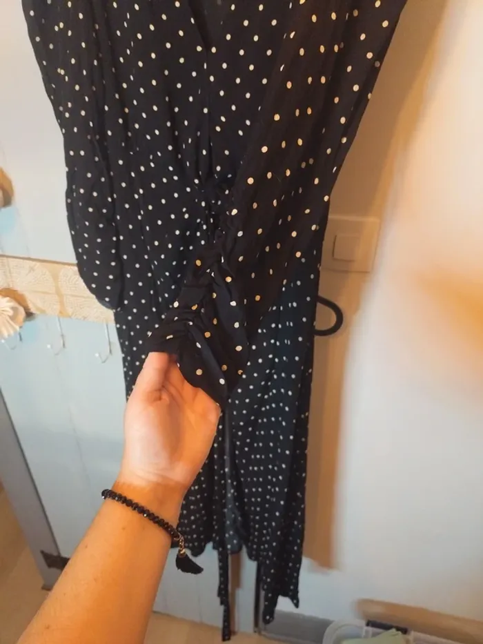 Robe longue noir pois Mango - photo numéro 3