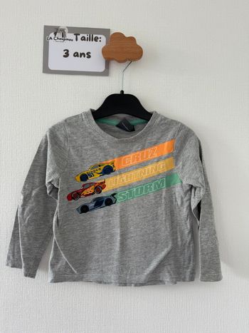Tee shirt manches longues cars - taille 3 ans 🌼