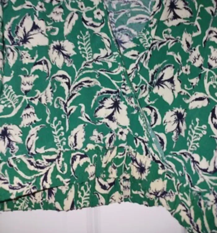 Blouse ZW verte à fleurs , taille L, Neuf avec étiquette- Zara - photo numéro 7