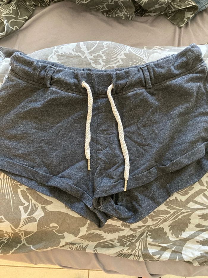 Short 38