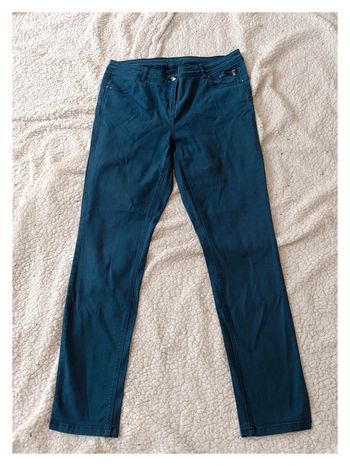 Jean bleu taille 44, mignon neuf détail fermeture pantalon simple basic --