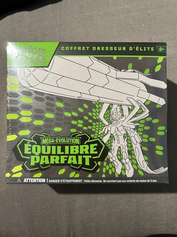 Pokémon ETB équilibre parfait 