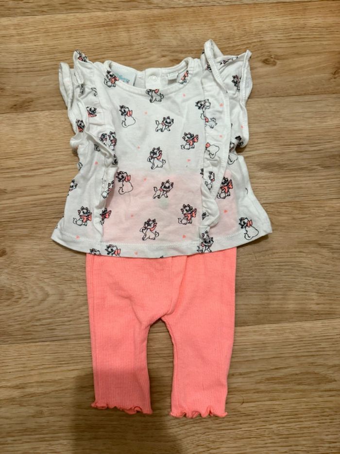 Lot tee-shirt + leggins Disney