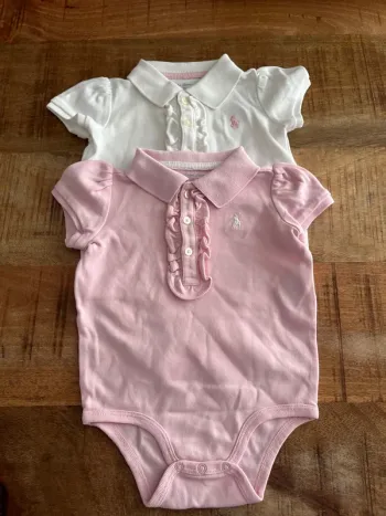 2 T-Shirts Ralph Lauren 9mois neufs
