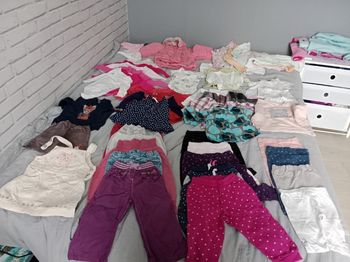 Lot vêtements fille 9 mois