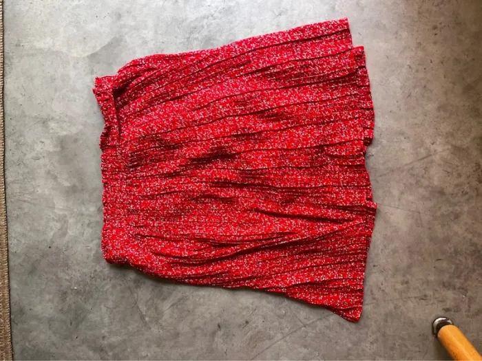 Jupe plissée taille haute