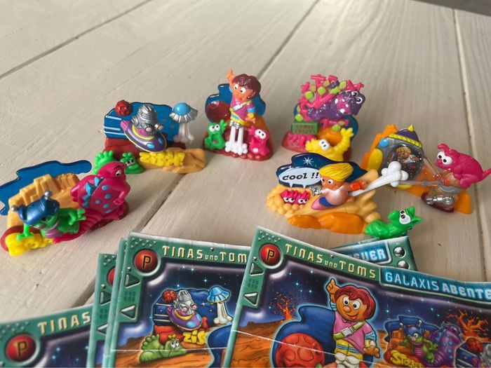 Série Complète Kinder Allemagne 6 Puzzle 3D Tinas Und Toms + BPZ (2001)  Très bon état