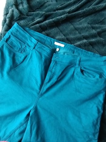 Pantalon bleu turquoise T 50