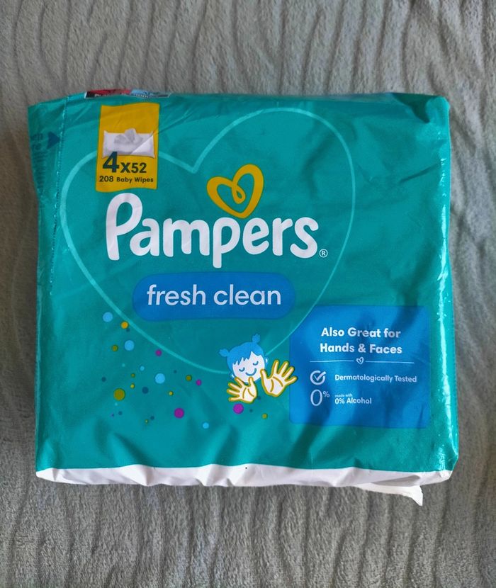 Lot 16 paquets de lingettes Pampers - photo numéro 3