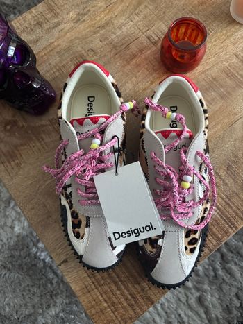 Basket desigual neuve