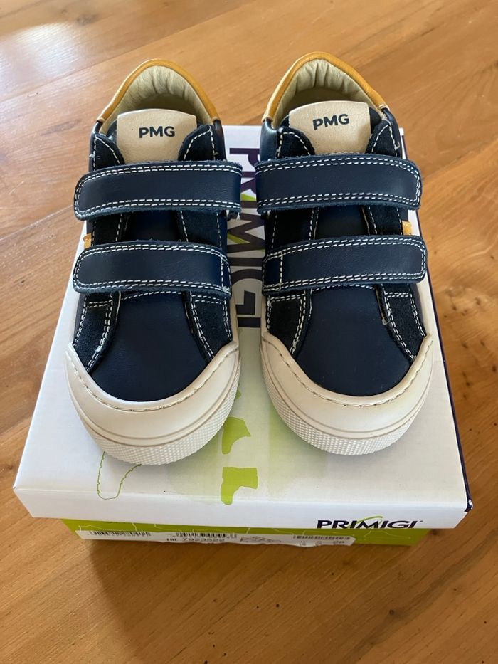 Baskets Primigi garçon 28 neuves - photo numéro 3