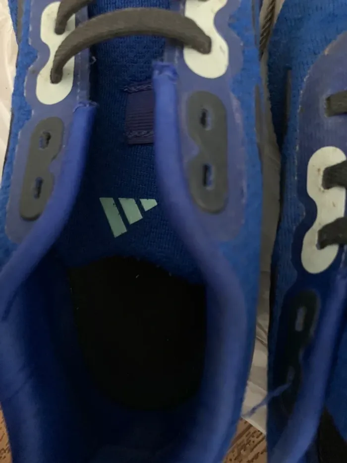 Baskets adidas t36 1/2 course à pied - photo numéro 7