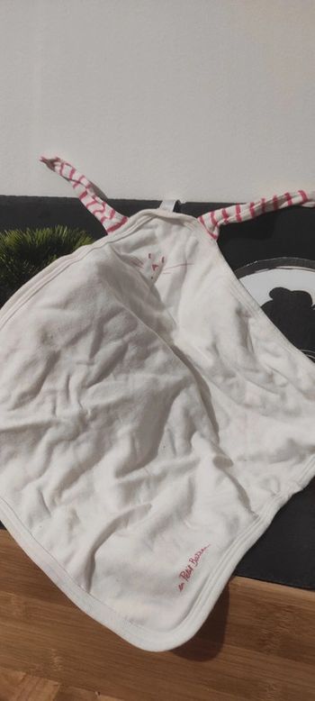 doudou petit bateau lapin blanc rose rayé rayure oreille Moustache Losange Carré