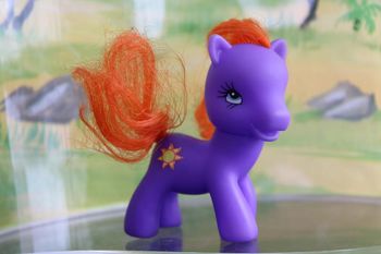 Poney vintage violet