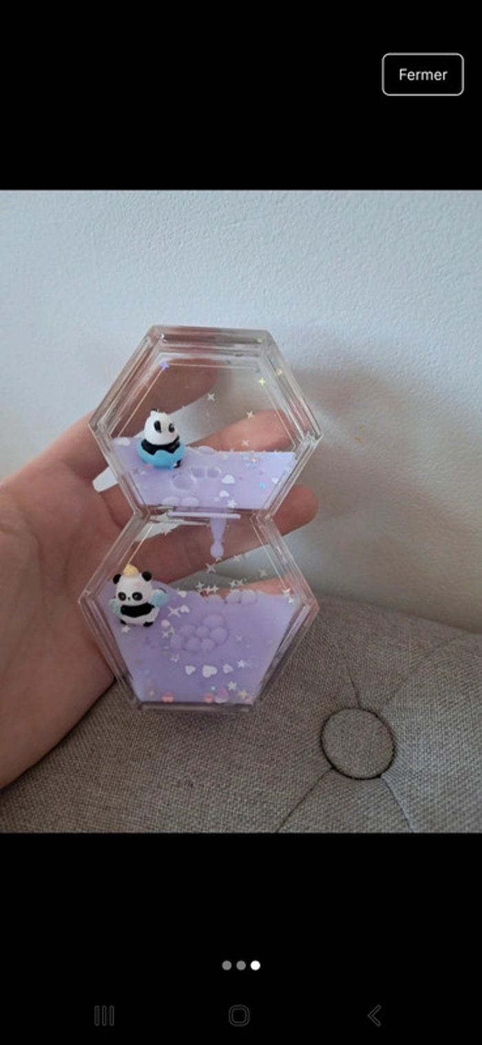Sablier a huile avec figurines pandas et paillettes. Snoezelen retour au calme sensoriel - photo numéro 3