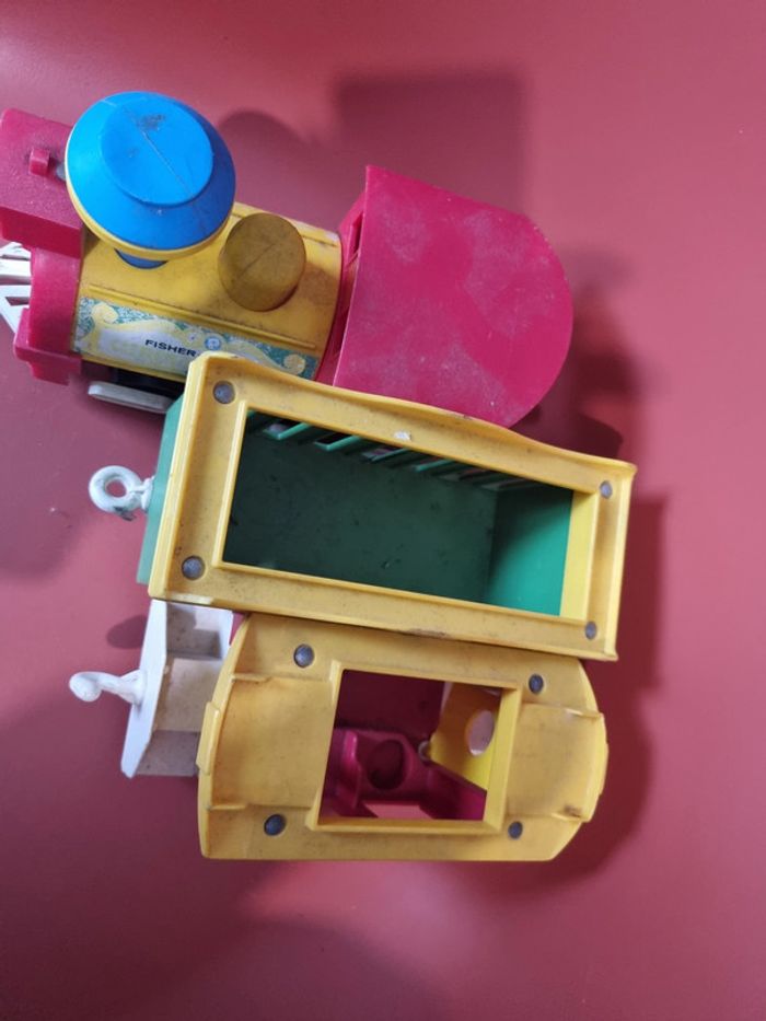 train circus fisher price des années 80' à nettoyer - photo numéro 12