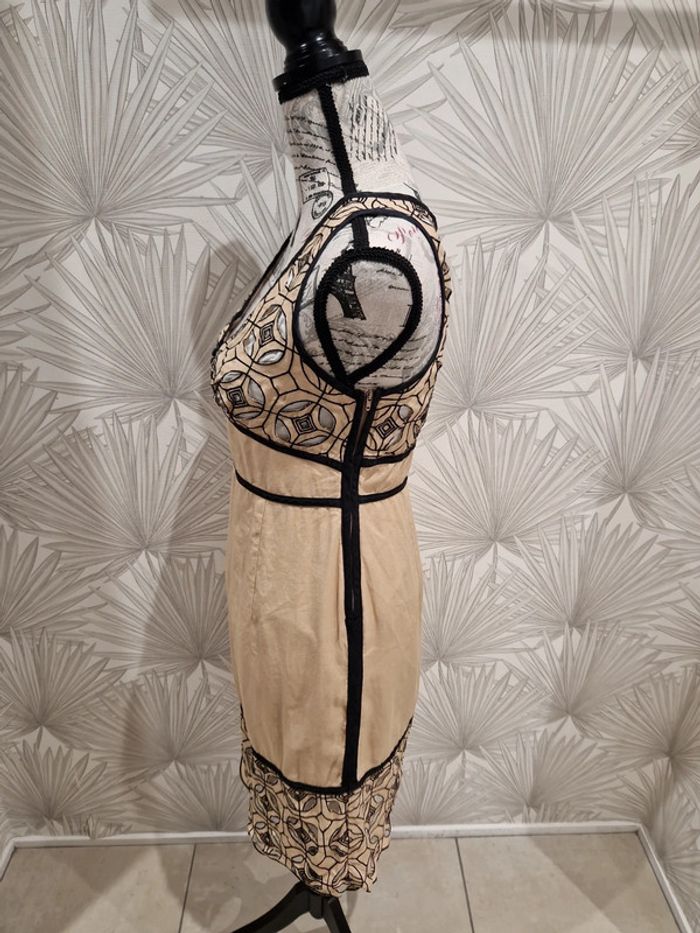 Jolie robe chic beige et noire taille 36 - photo numéro 4