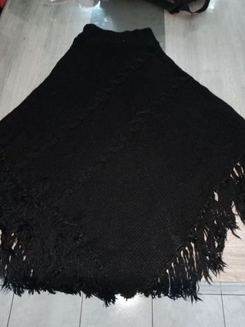 Poncho noir