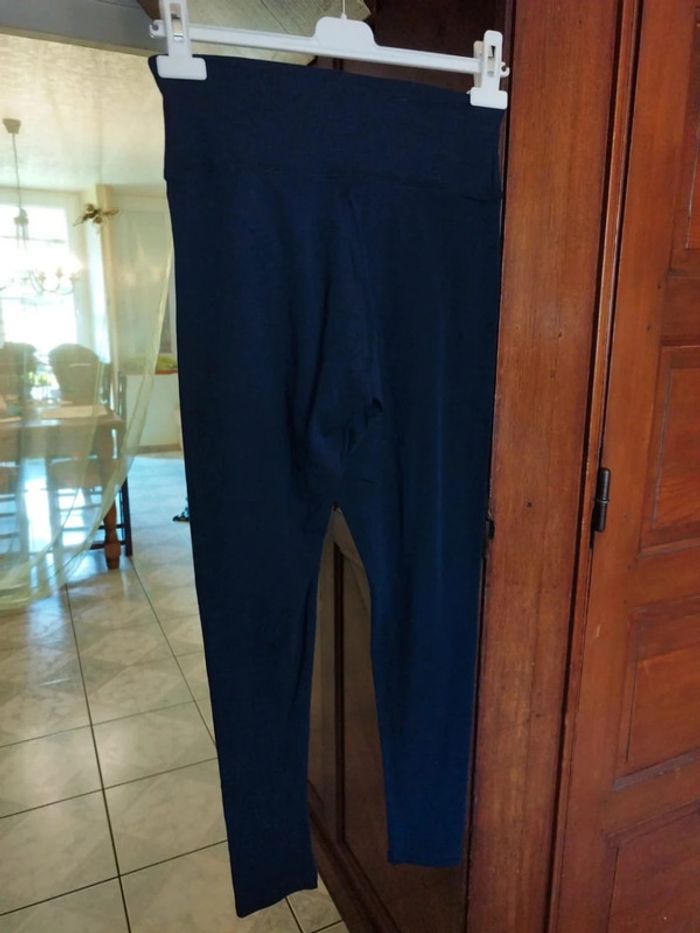 Pantalon bleu foncé droit 95% coton 38/40 neuf - photo numéro 3