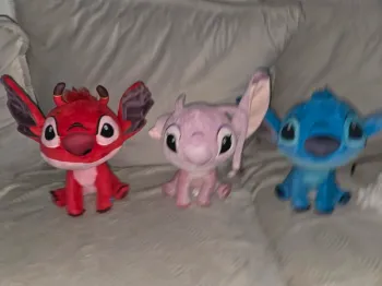 Lot peluches stitch