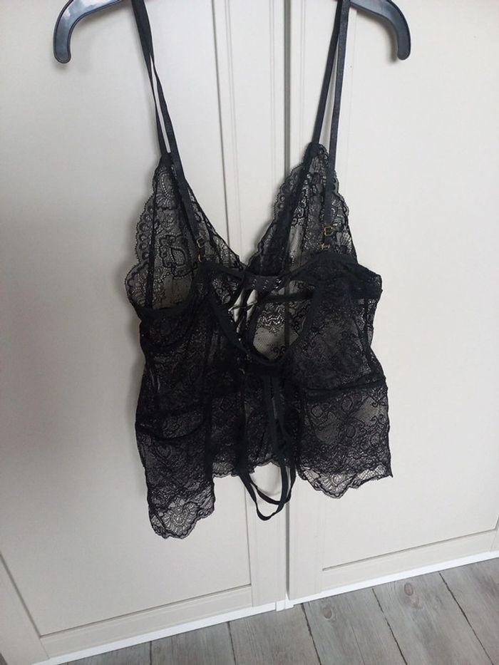 Ensemble sexy en dentelle avec uniforme passion - photo numéro 2