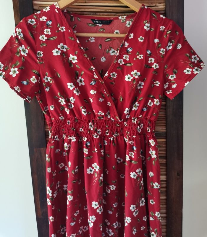 Robe fleurie XS - photo numéro 2