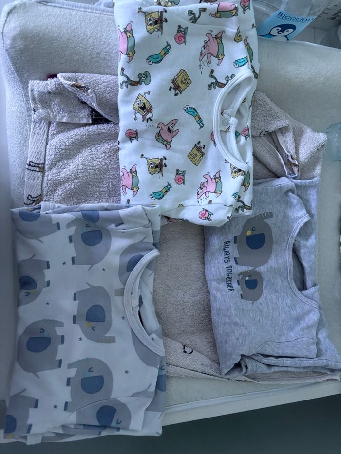 Lot vêtement 12 mois - photo numéro 8