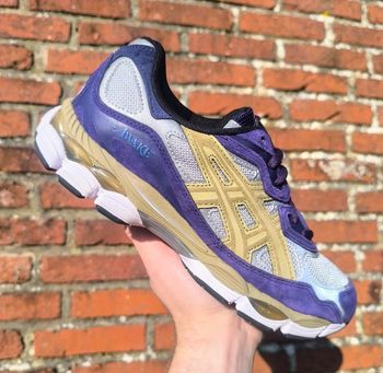 Baskets Asics gel NYC awake violette beige grises pointure 42 neuves boite