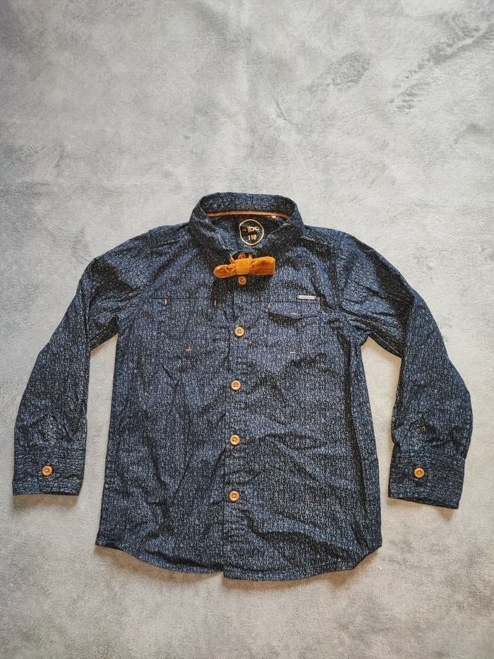 Ensemble chemise+ noeud papillon 5 ans (110cm)