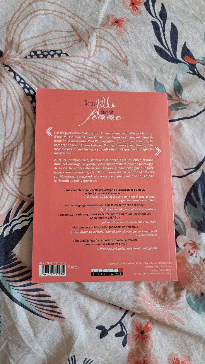 Naître fille devenir femme - photo numéro 2