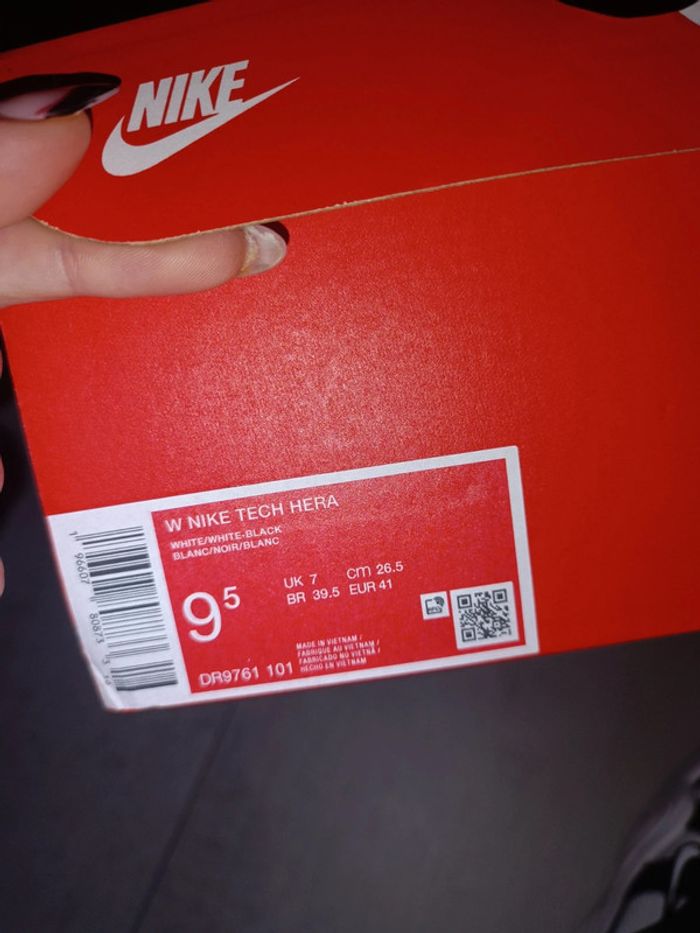 Baskets Nike taille 41 - photo numéro 8