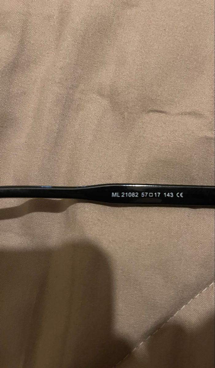 Lunettes de soleil Gucci - Modèle Rectangulaire Noir - photo numéro 4