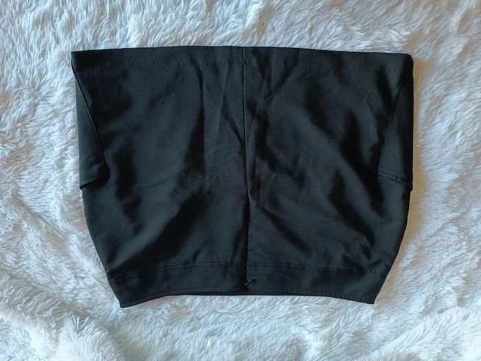 Jupe courte à poches T. 44 Yessica - photo numéro 3