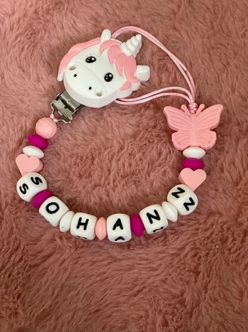 Attache tétine licorne