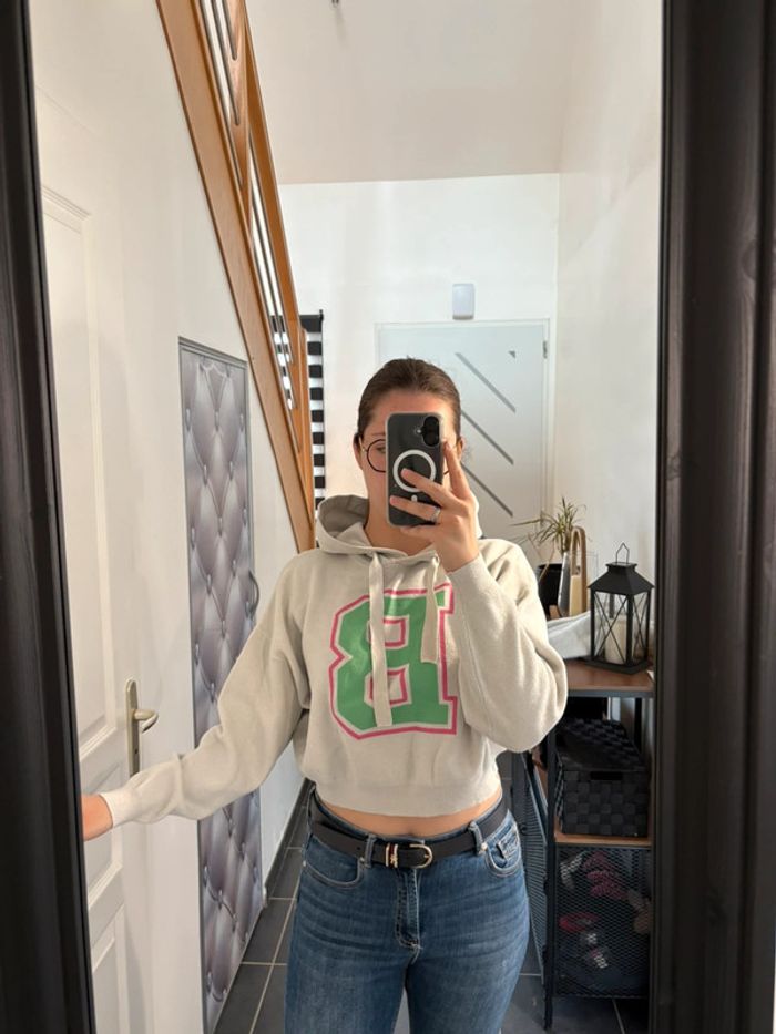Lot pulls S doux et confortable : Pull gris avec B vert et rose + Pull court blanc - photo numéro 3