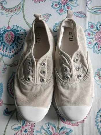 Chaussure garçon en toile