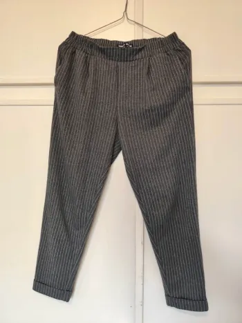 Pantalon a pinces femme taille M