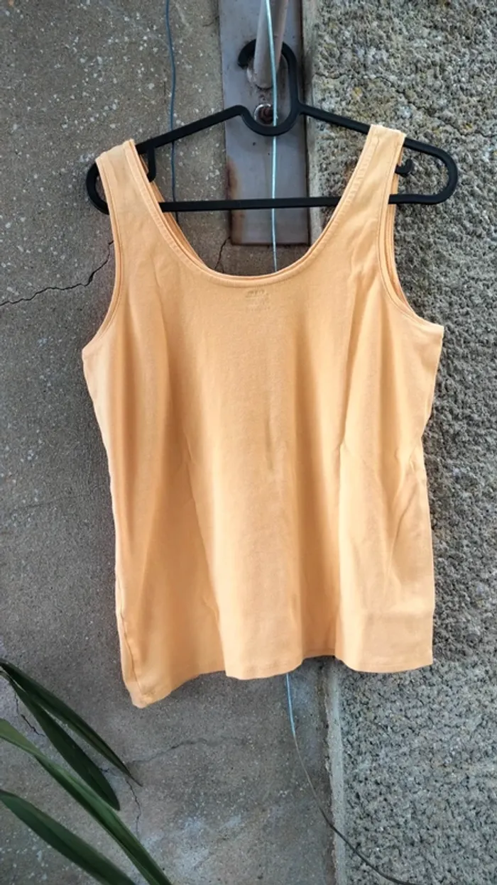 Debardeur unis jaune Kiabi Taille L