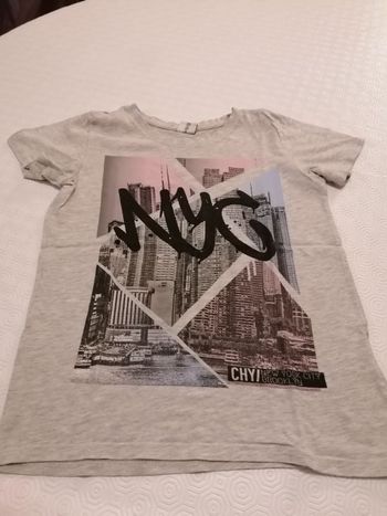 Beau tee-shirt comme neuf gris clair